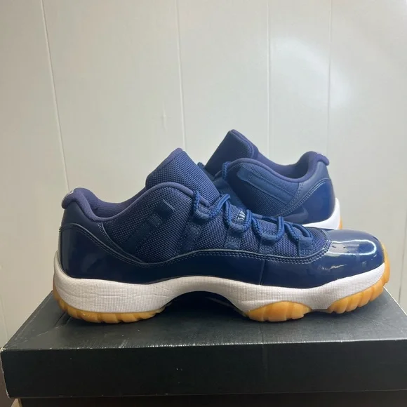 Jordan 11 Navy gum size 9 2016 - Picture 3 of 3